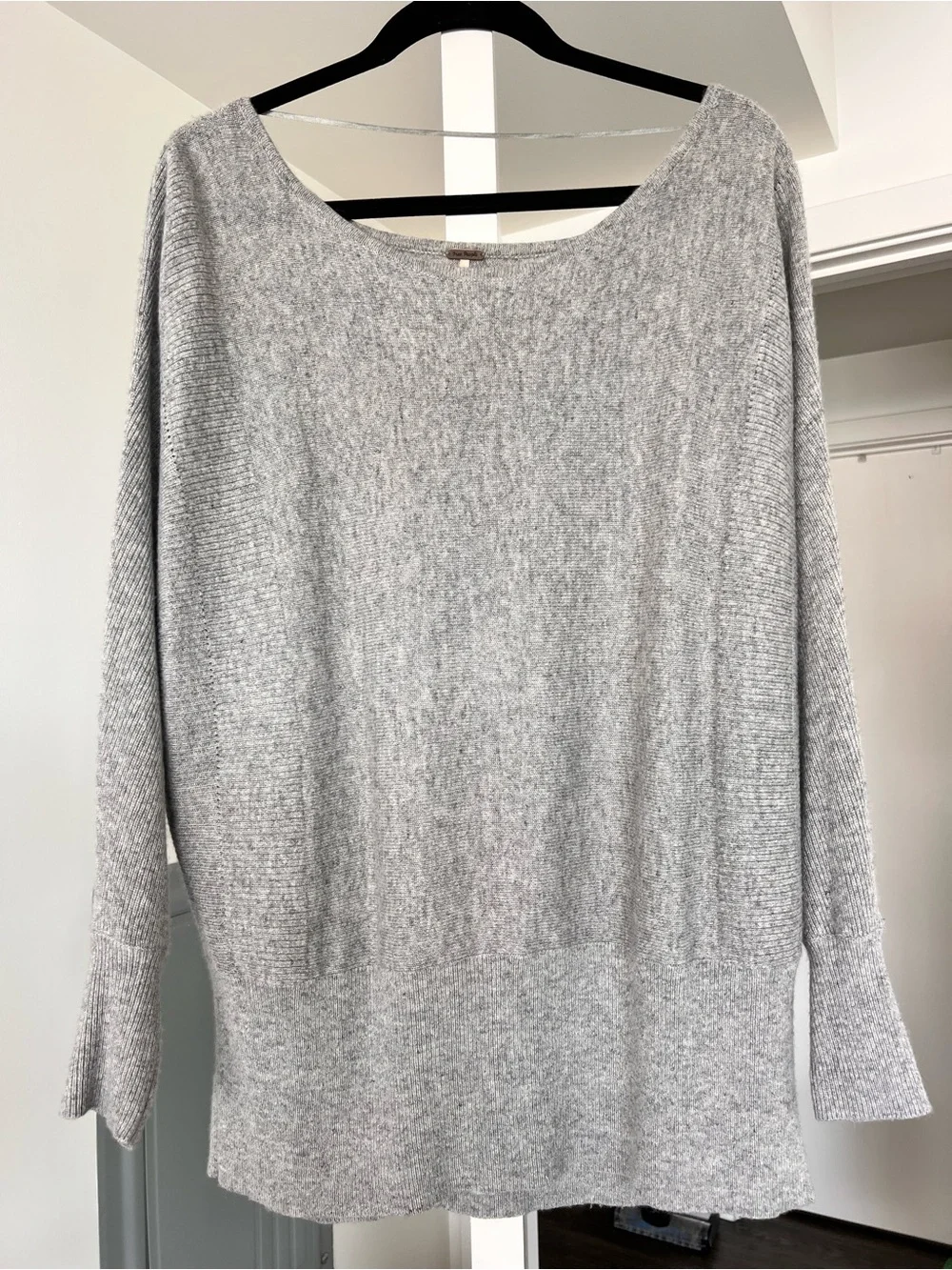 Free People Cashmere & Silk Oversized Knit Pullover Sweater Size Small/Medium